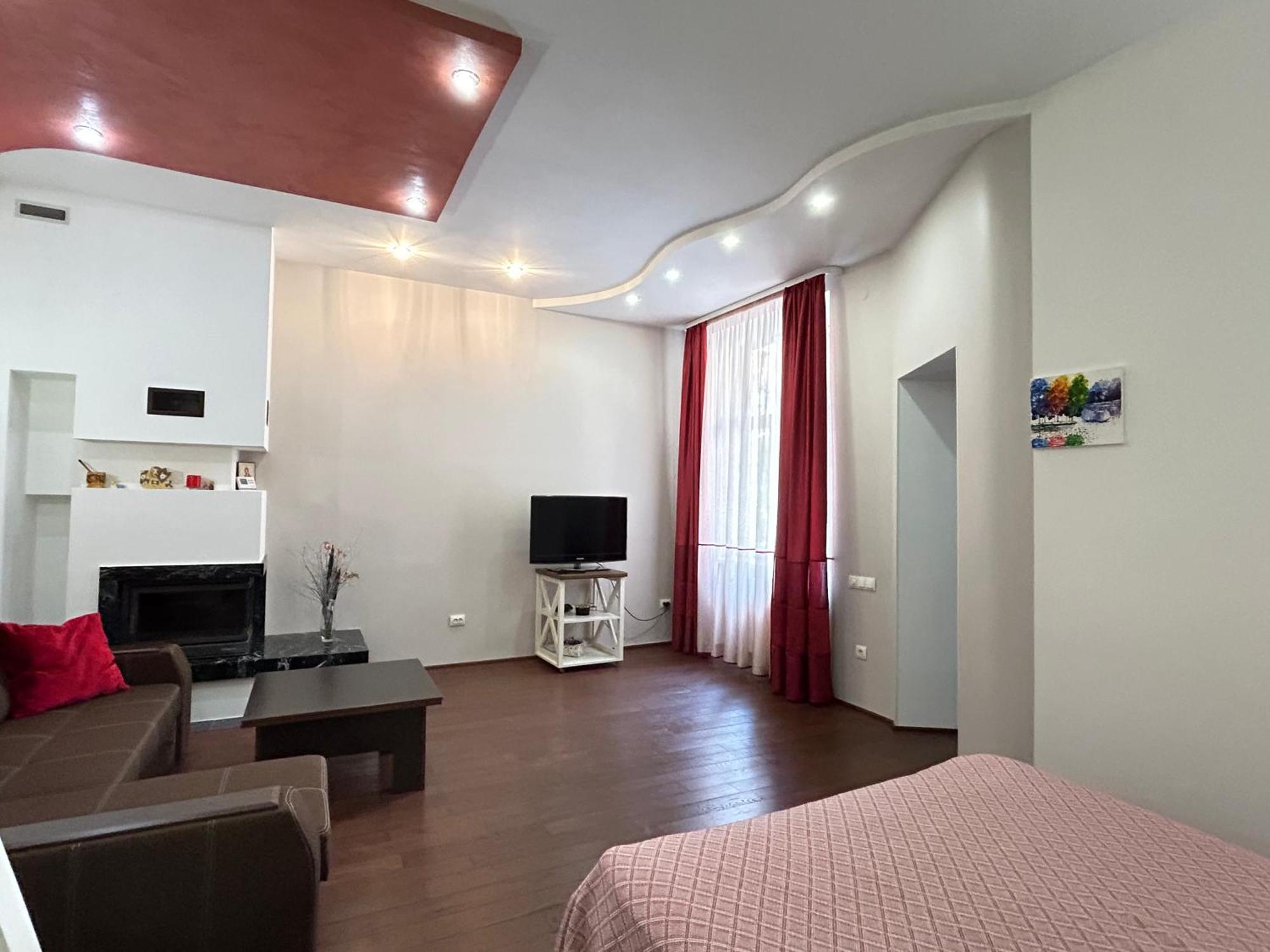 Modern In A Historical Place On Gorodotskaya إلفيف