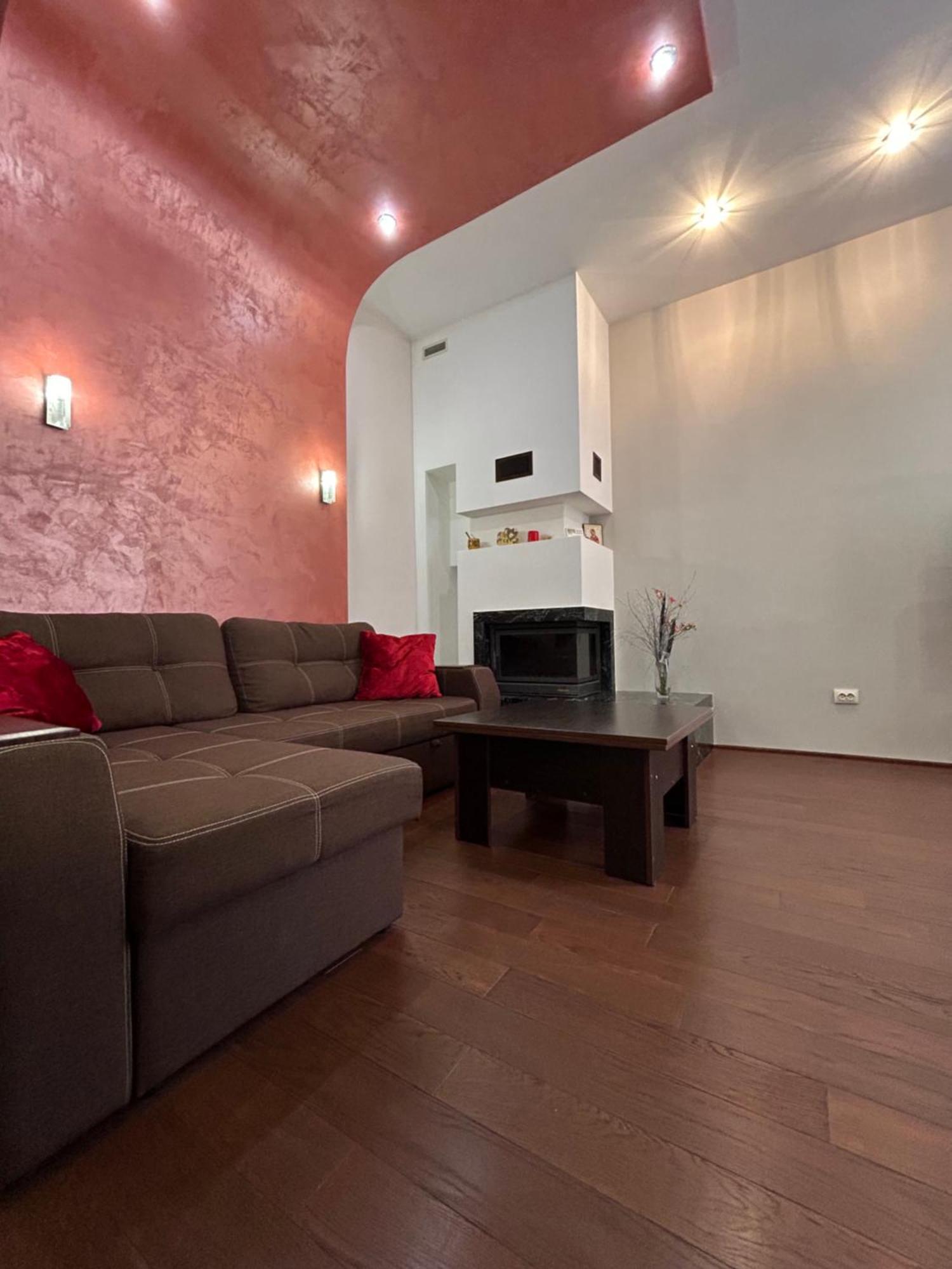 Modern In A Historical Place On Gorodotskaya * إلفيف