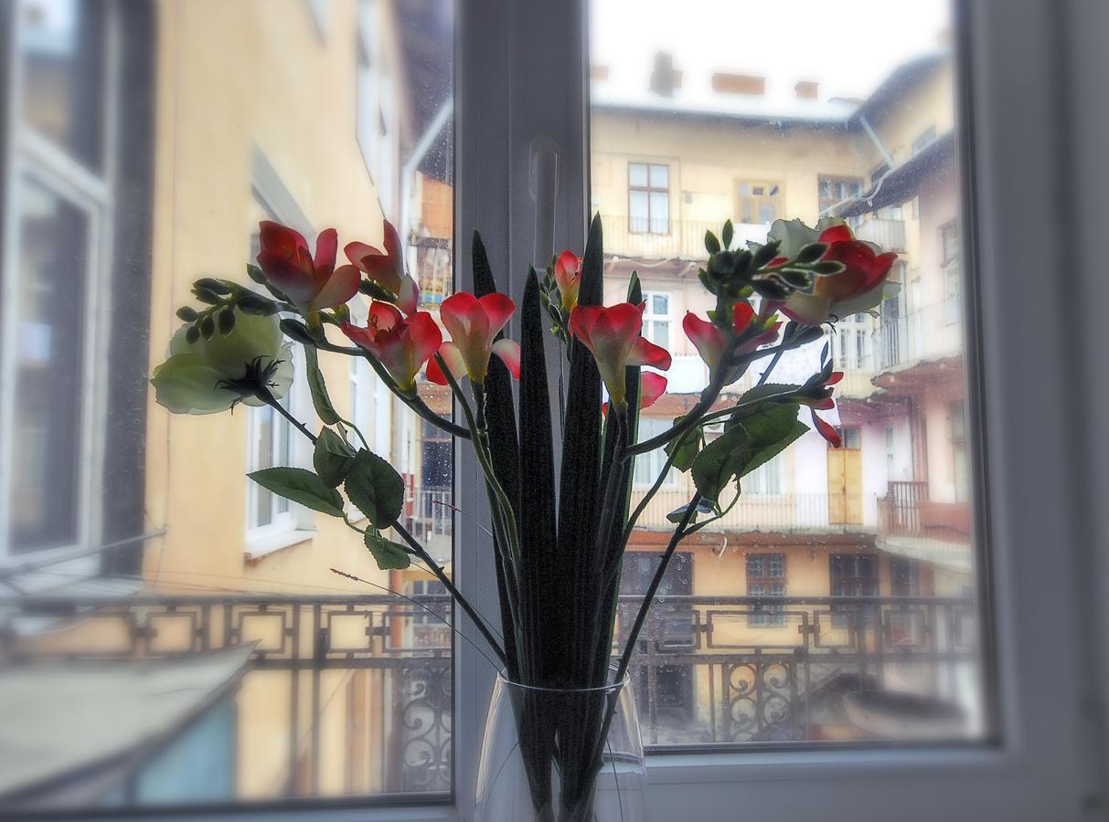 Modern In A Historical Place On Gorodotskaya Apartment